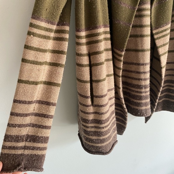 Cynthia Rowley | Merino Wool Sweater | Stripes | Earth tone | Green sweater - Picture 6 of 9